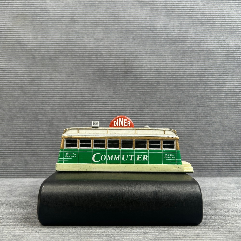 Lefton The Commuter Diner Roadside USA Collection Green Figurine 1993 Vintage